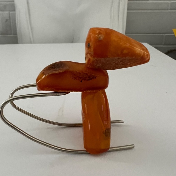 Vintage Amber Baltic Stone White Butterscotch Egg Yolk Figurine 12g Soviet USSR - Picture 7 of 14